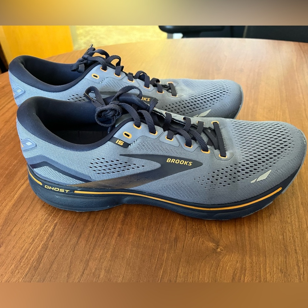 Brooks Ghost 15 Road Running Shoes